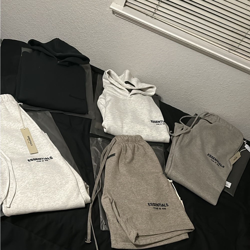 PacSun Essentials Light Gray Sweatpants
